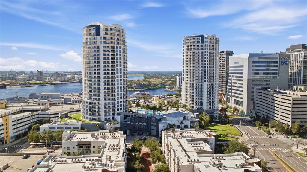 1209 E CUMBERLAND AVENUE UNIT 2005 TAMPA, FL 33602