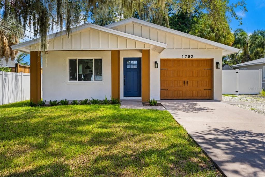 1782 MISSISSIPPI AVENUE NE ST PETERSBURG, FL 33703