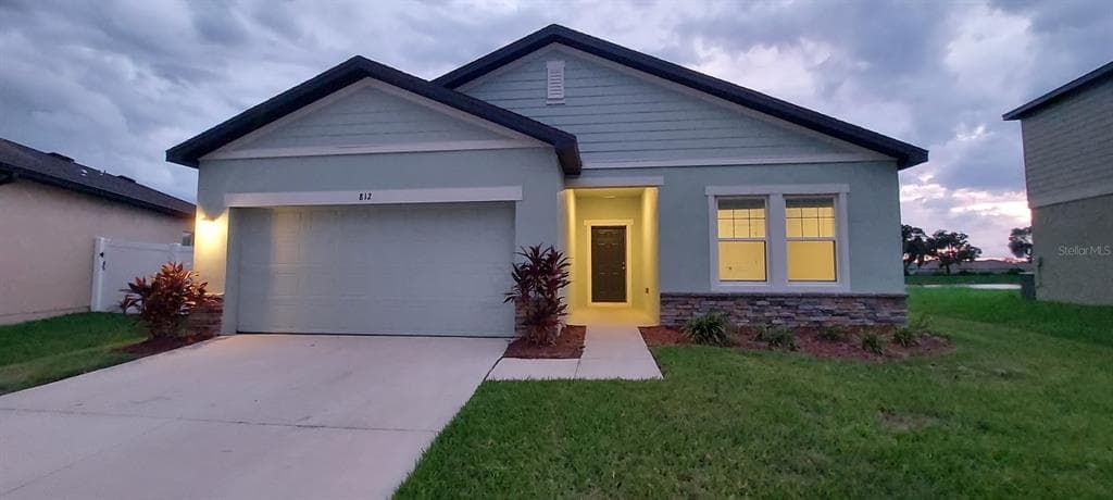 812 KINGS PINE COURT RUSKIN, FL 33570