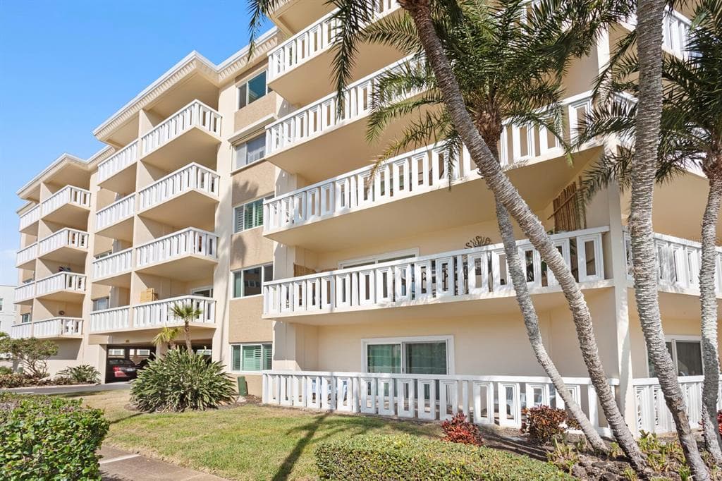 1200 N SHORE DRIVE NE UNIT 316 ST PETERSBURG, FL 33701