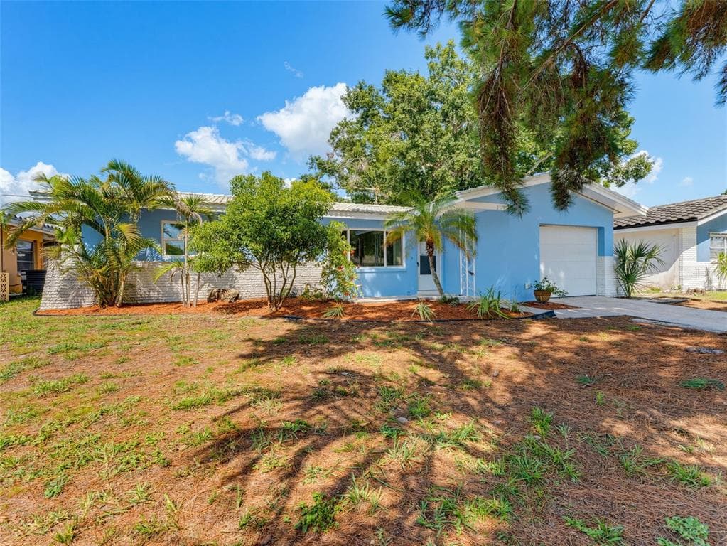2373 FOREST DRIVE