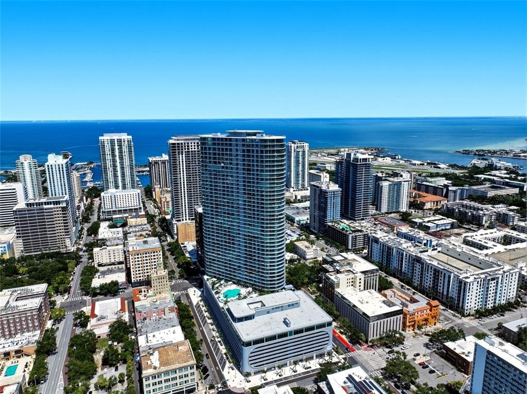 400 CENTRAL AVENUE UNIT 407