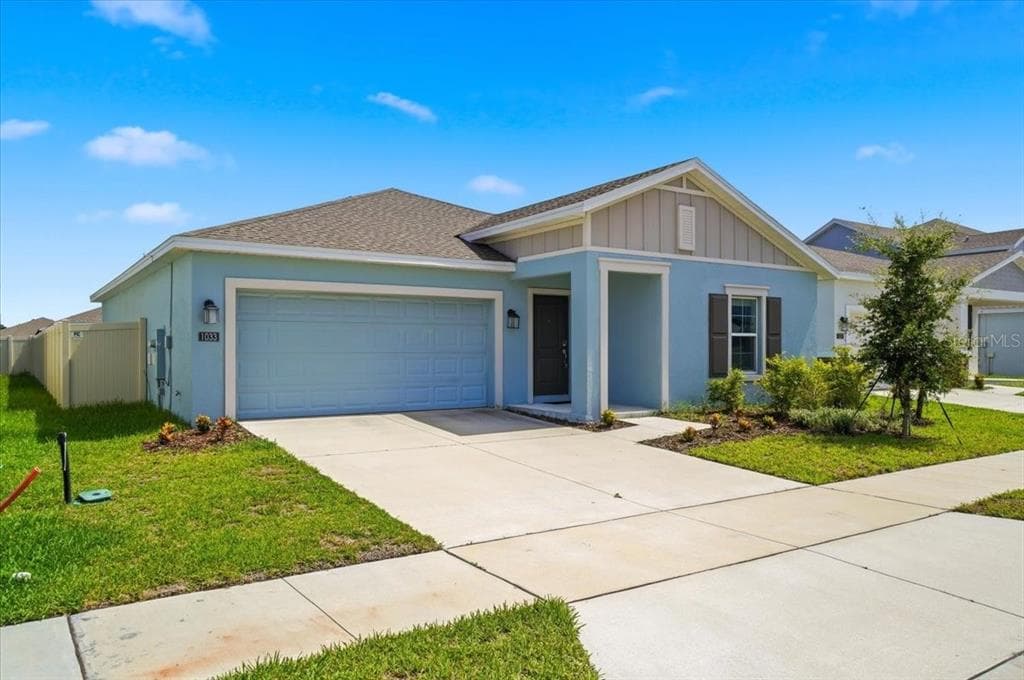 1033 HOLDEN WAY EAGLE LAKE, FL 33839