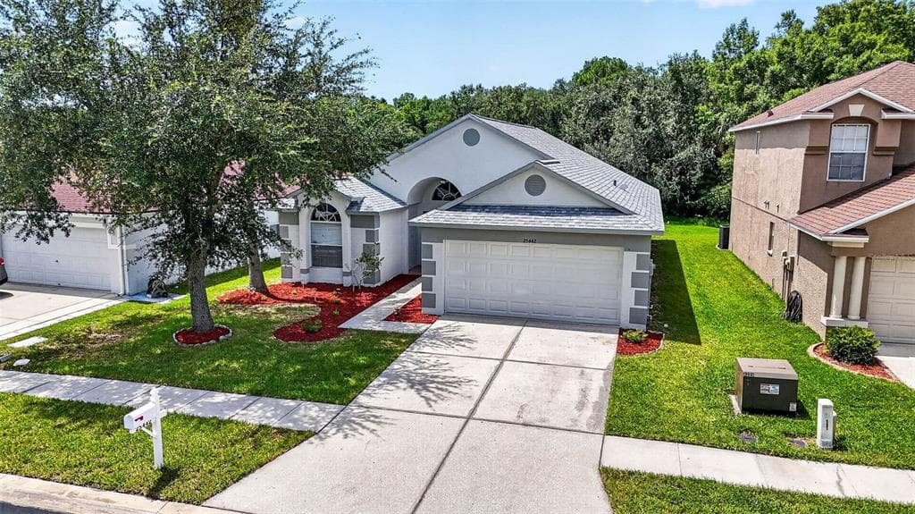 25442 BRUFORD BOULEVARD LAND O LAKES, FL 34639