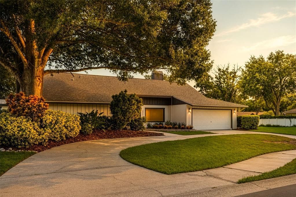 1736 PINE CREEK COURT