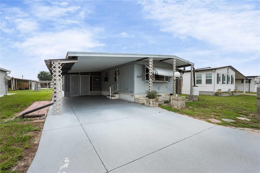 5318 ASTRID DRIVE ZEPHYRHILLS, FL 33541