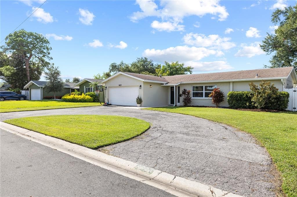 6623 12TH TERRACE N ST PETERSBURG, FL 33710