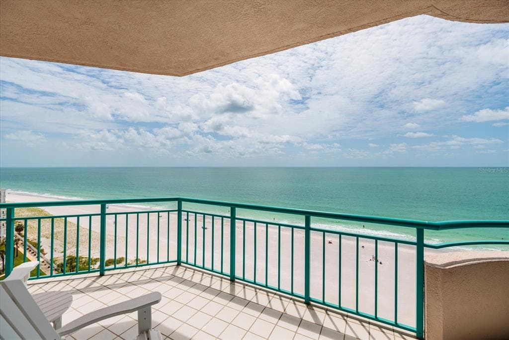 1560 GULF BOULEVARD UNIT 1101 CLEARWATER BEACH, FL 33767