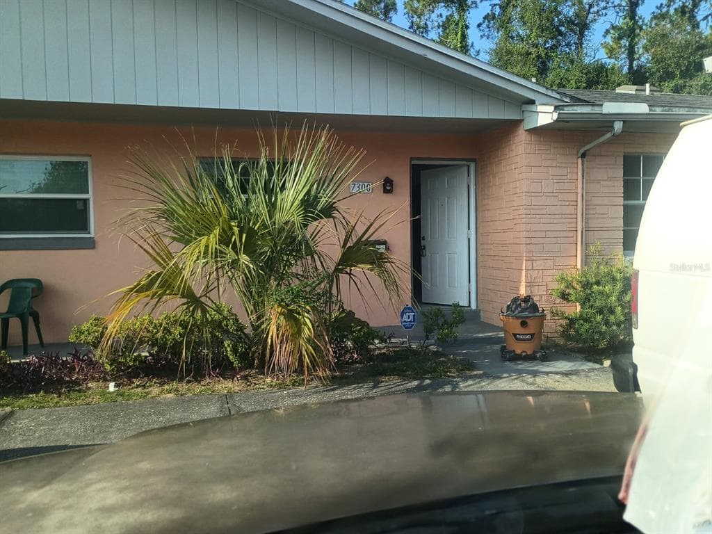 7300 BALBOA DRIVE UNIT 7300 ORLANDO, FL 32818