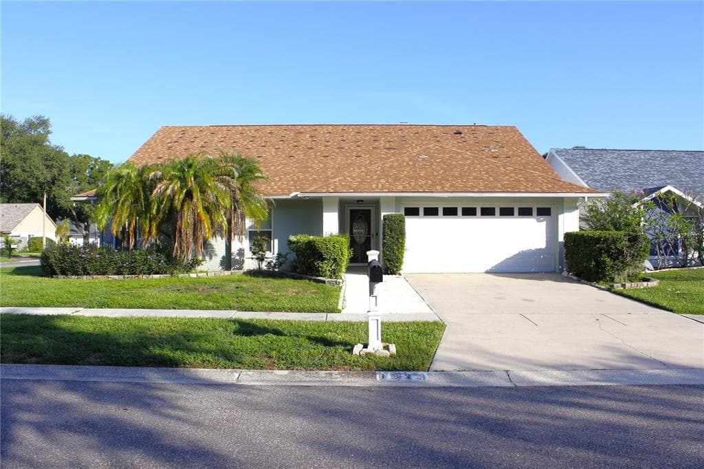 1913 FIRETHORN COURT BRANDON, FL 33511