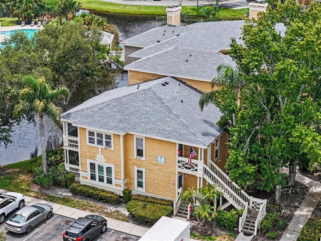 115 112TH AVENUE NE UNIT 726 ST PETERSBURG, FL 33716