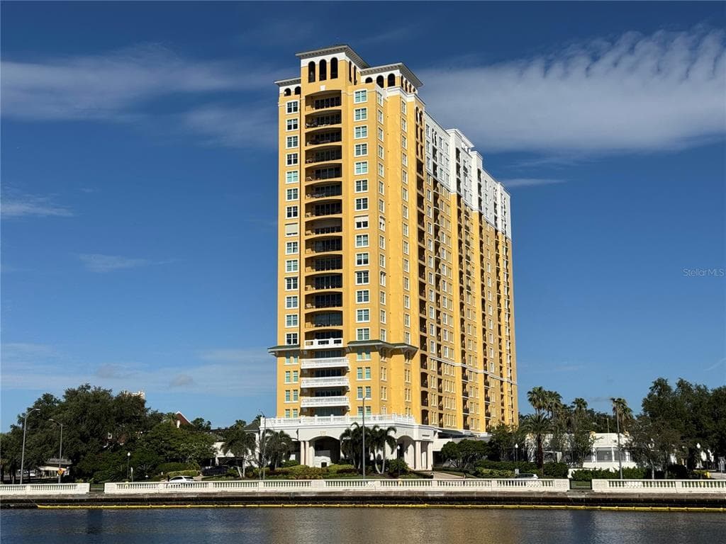 345 BAYSHORE BOULEVARD UNIT 1102 TAMPA, FL 33606