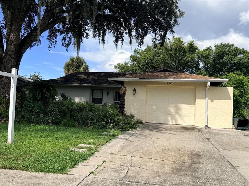 17806 RIVENDEL ROAD LUTZ, FL 33549