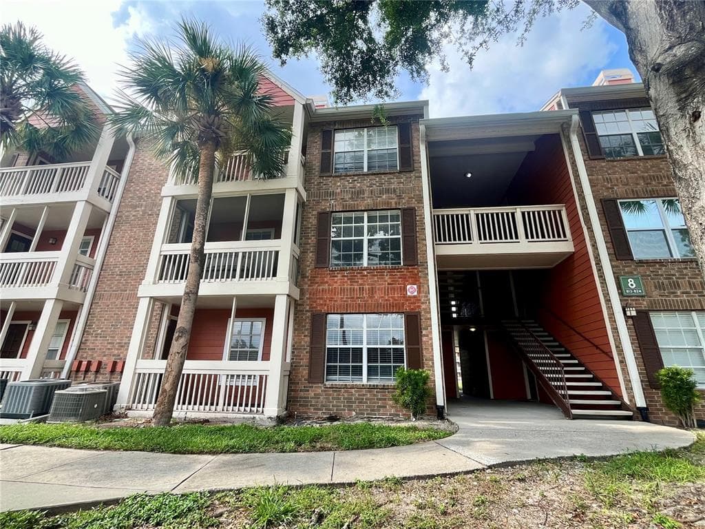 10200 GANDY BOULEVARD N UNIT 813 ST PETERSBURG, FL 33702