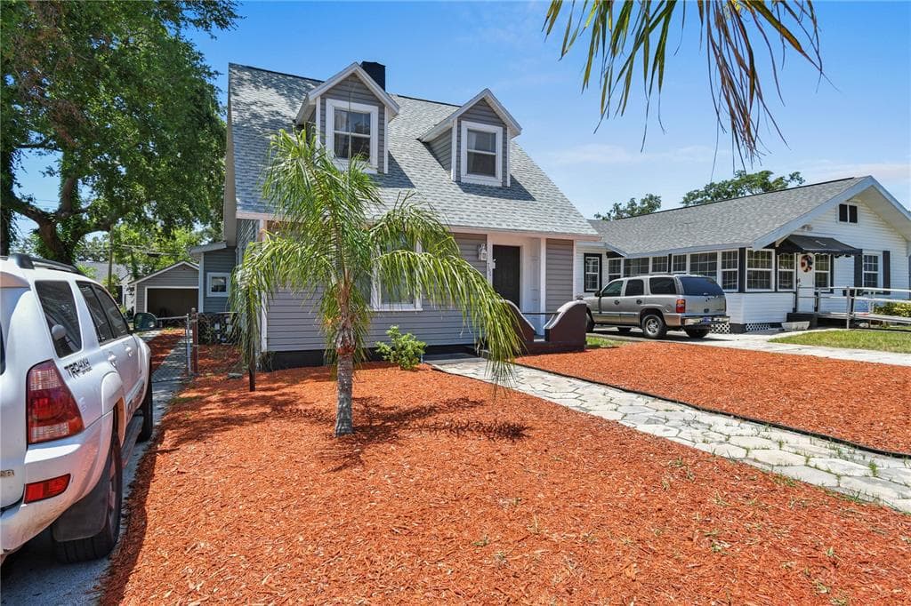 766 13TH AVENUE S ST PETERSBURG, FL 33701