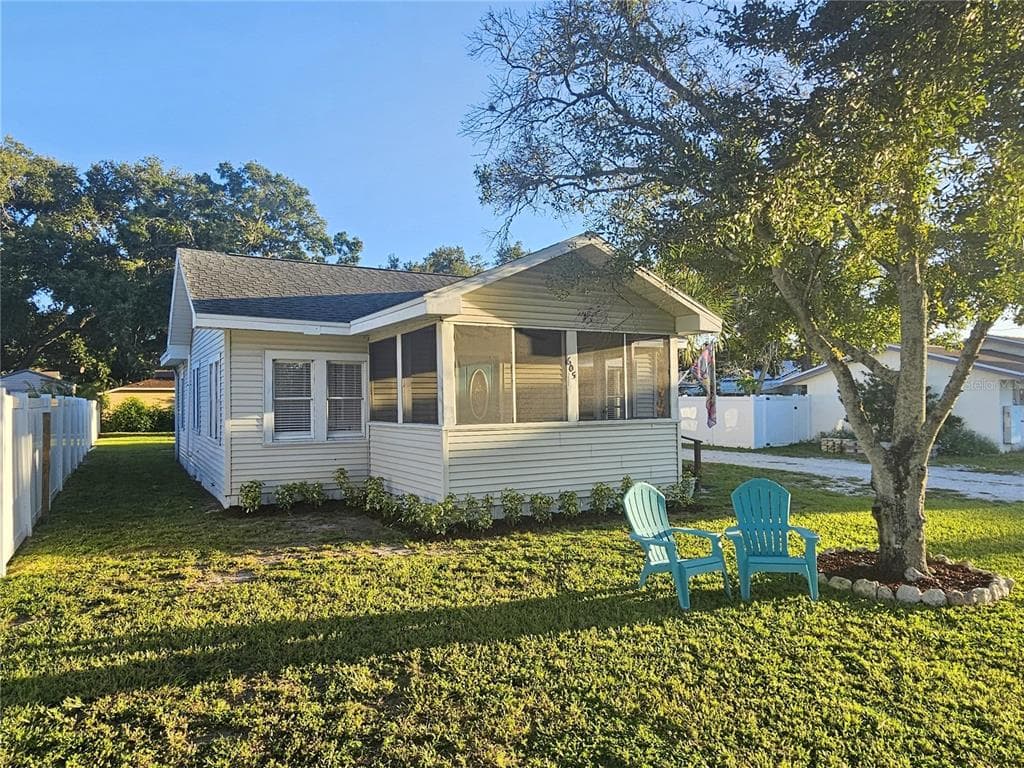605 3RD AVENUE SW LARGO, FL 33770