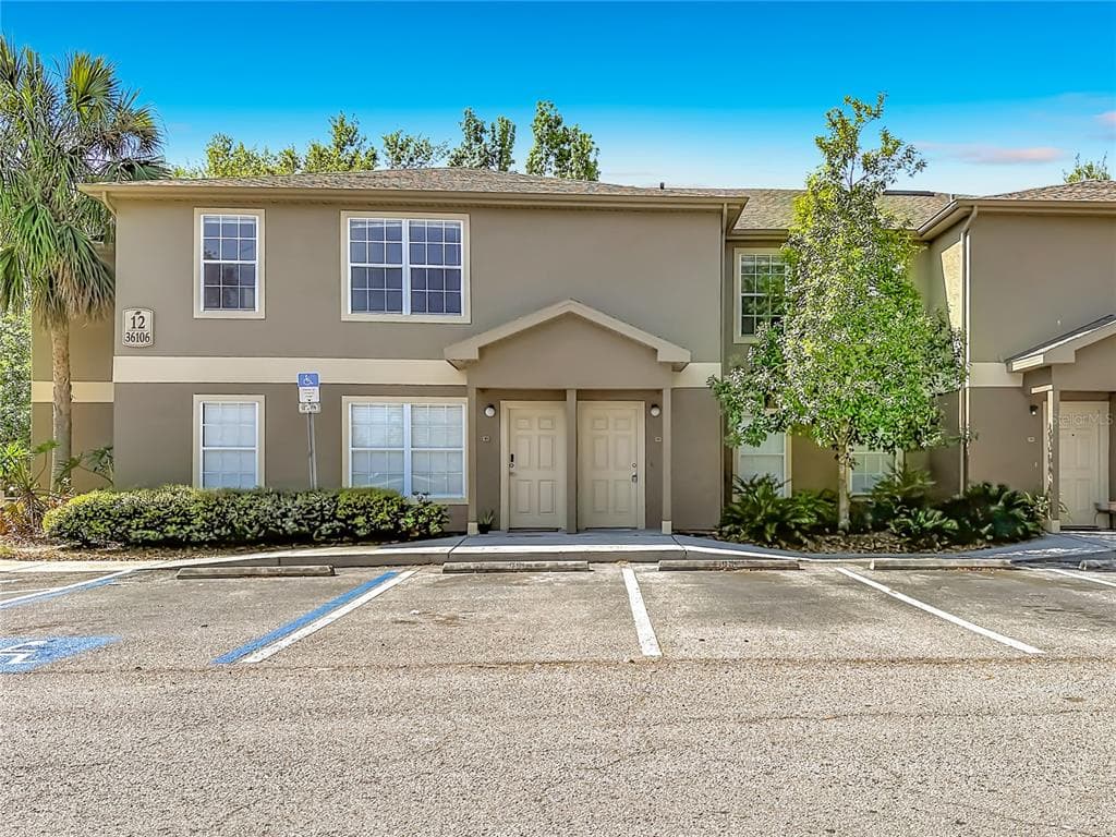 36106 LAKE CHASE BOULEVARD Unit 201 ZEPHYRHILLS, FL 33541