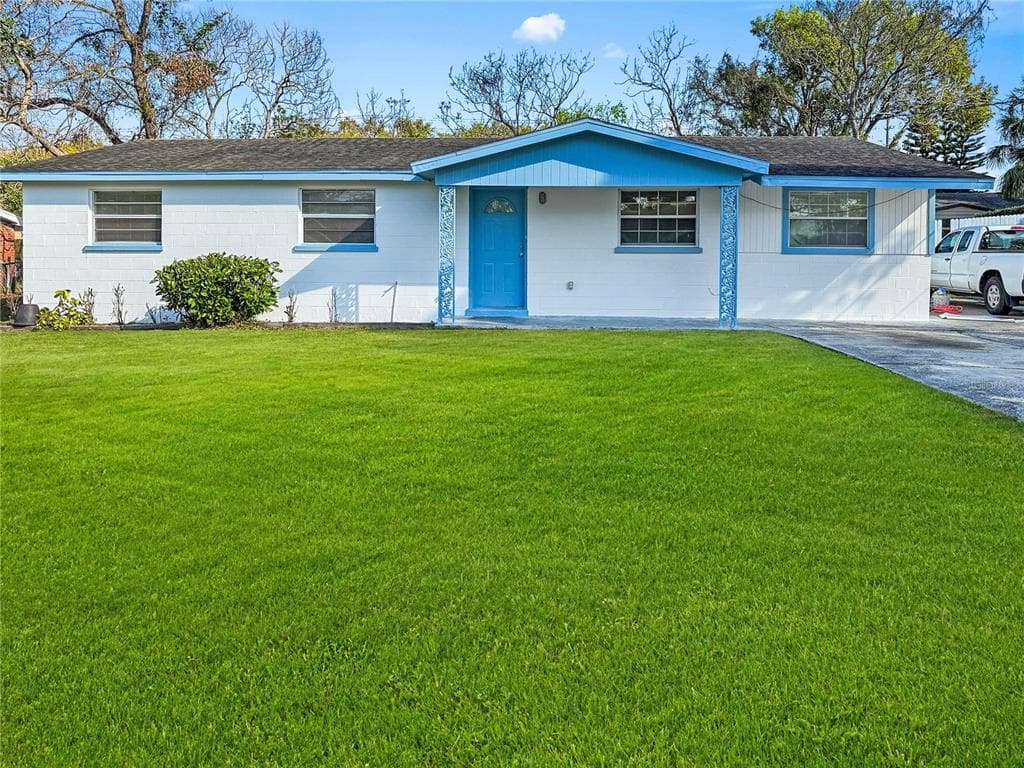 1821 BELLGROVE STREET LAKELAND, FL 33805