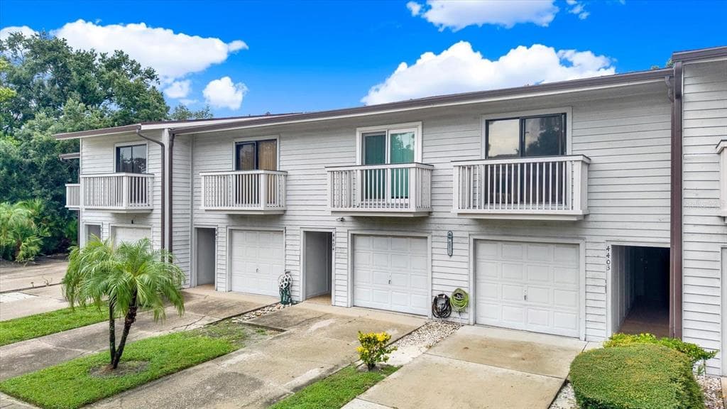 6311 93RD TERRACE N UNIT 4403 PINELLAS PARK, FL 33782