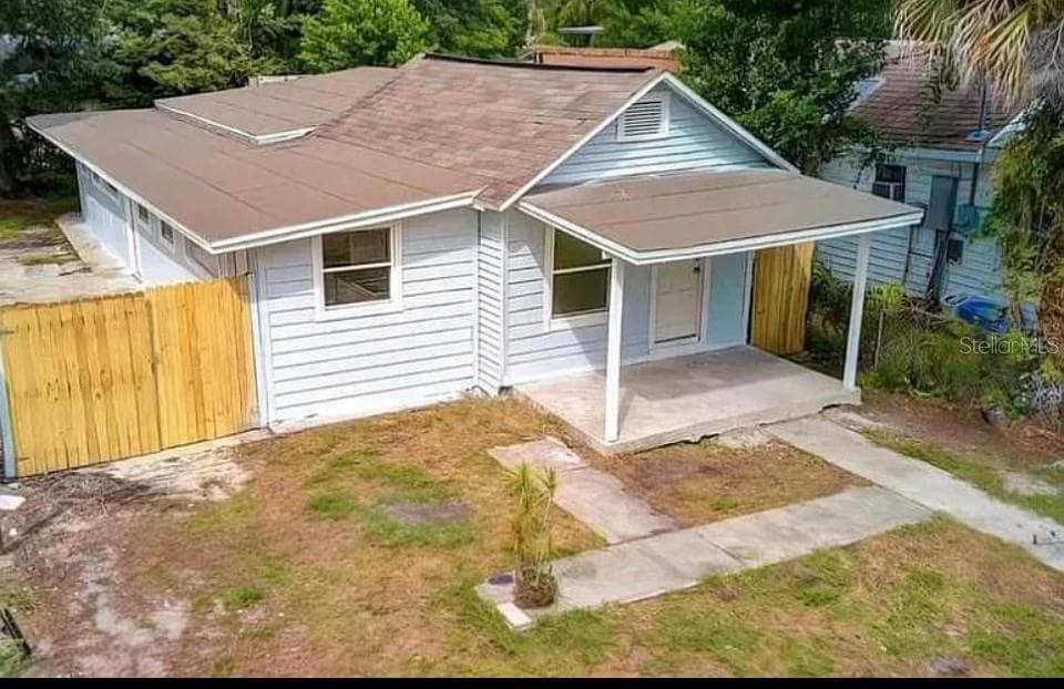 8428 N HIGHLAND AVENUE TAMPA, FL 33604