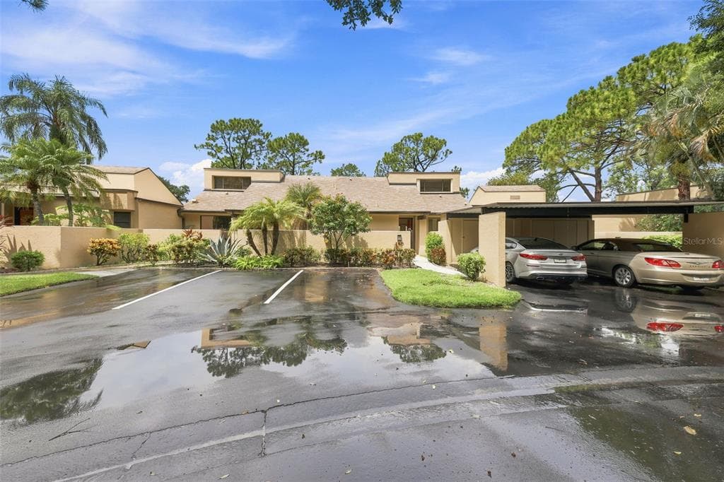 3813 FISHING TRAIL UNIT 62