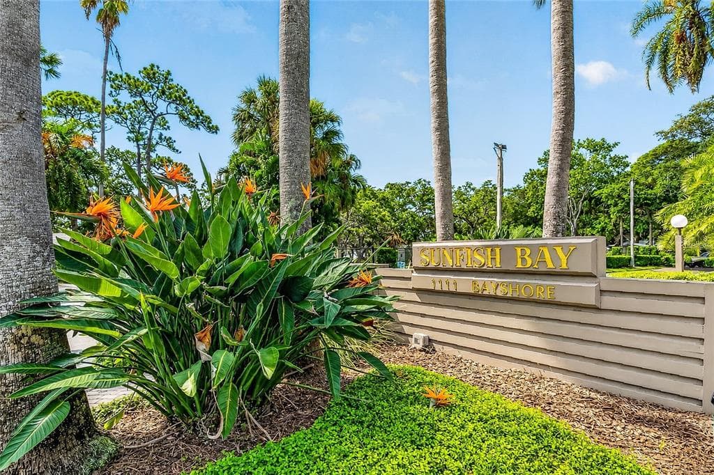 1111 N BAYSHORE BOULEVARD UNIT E3 CLEARWATER, FL 33759