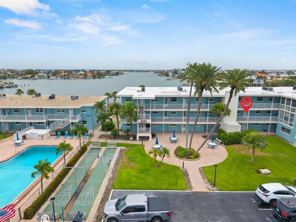6061 2ND STREET E UNIT 45 ST PETERSBURG, FL 33706