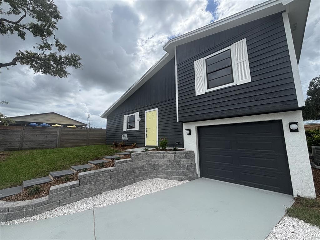 1107 GOSHEN ROAD TARPON SPRINGS, FL 34689