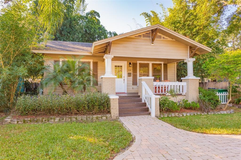 114 W CAYUGA STREET TAMPA, FL 33603