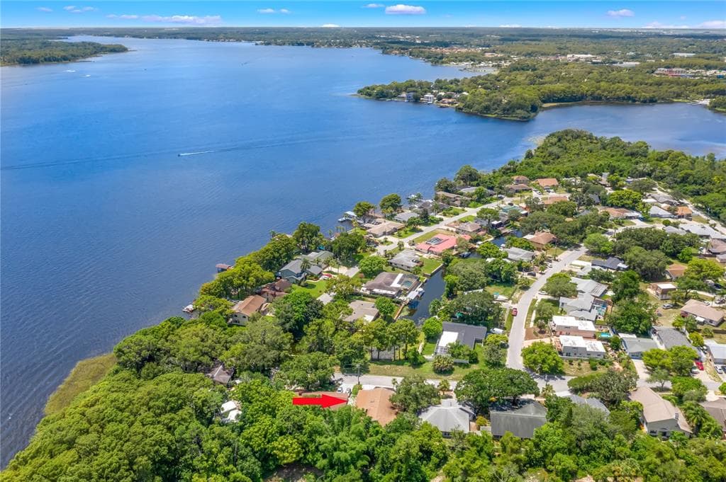 1435 WEGMANN DRIVE TARPON SPRINGS, FL 34689