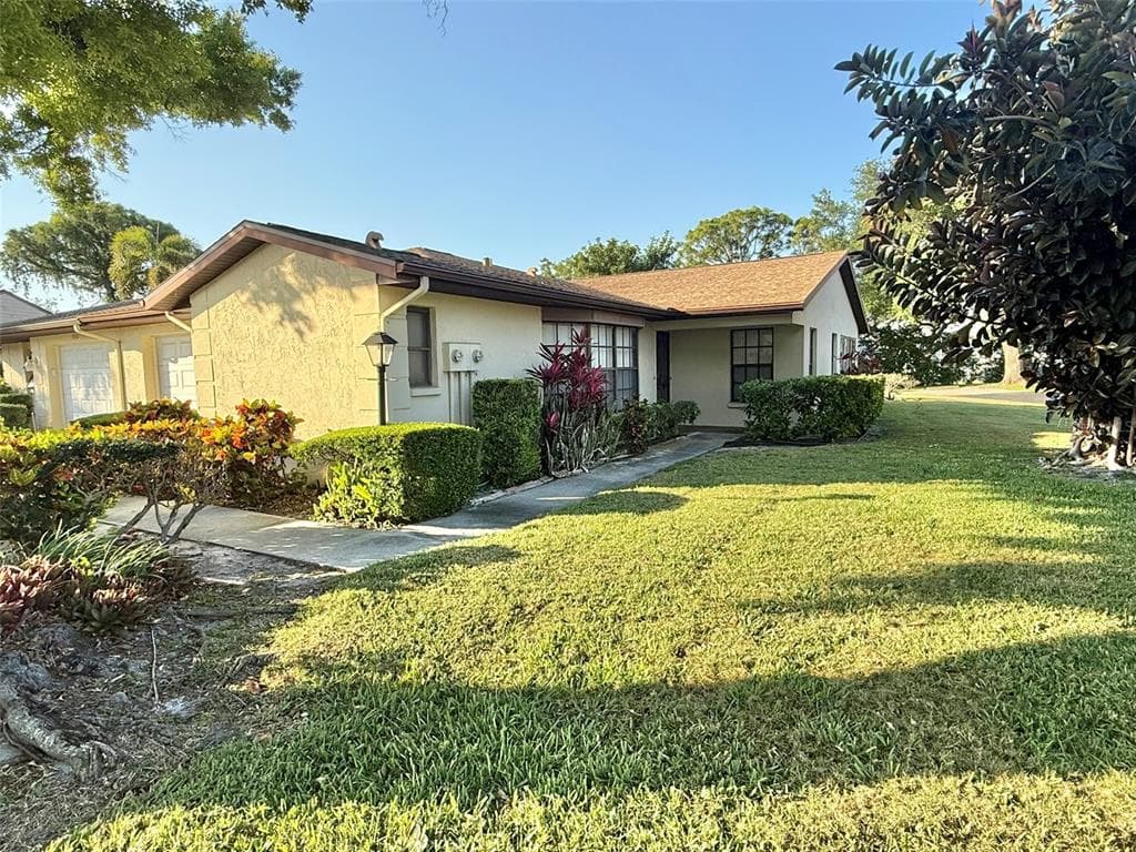 3112 VIVIENDA BOULEVARD BRADENTON, FL 34207