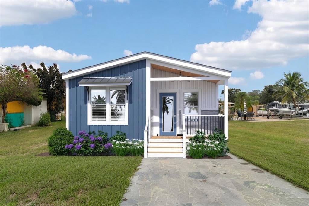 102 SCHOONER DRIVE UNIT 102 PALM HARBOR, FL 34683
