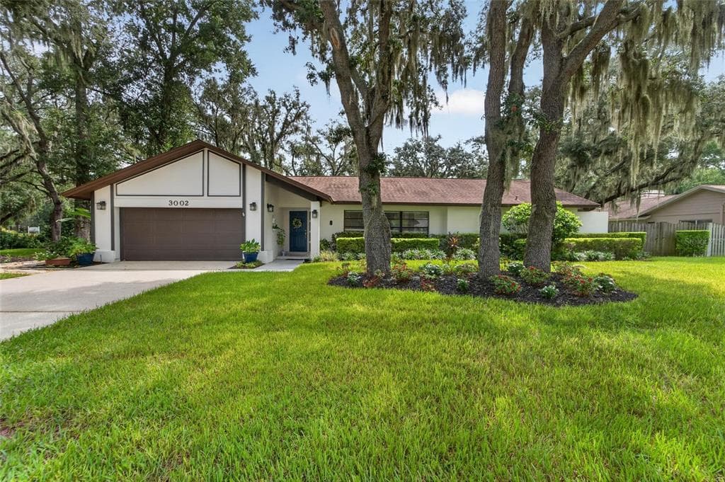 3002 WISTER CIRCLE VALRICO, FL 33596