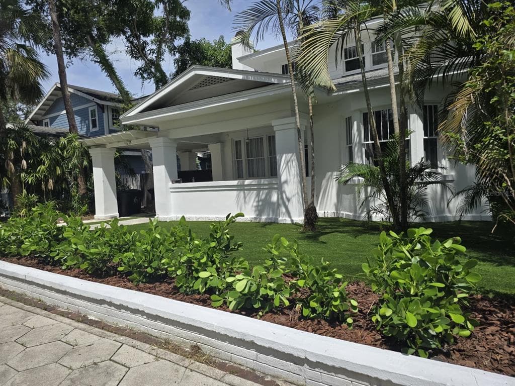 691 10TH AVENUE S ST PETERSBURG, FL 33701