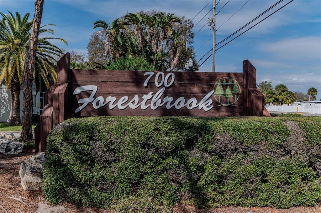 700 STARKEY ROAD UNIT 1114 LARGO, FL 33771