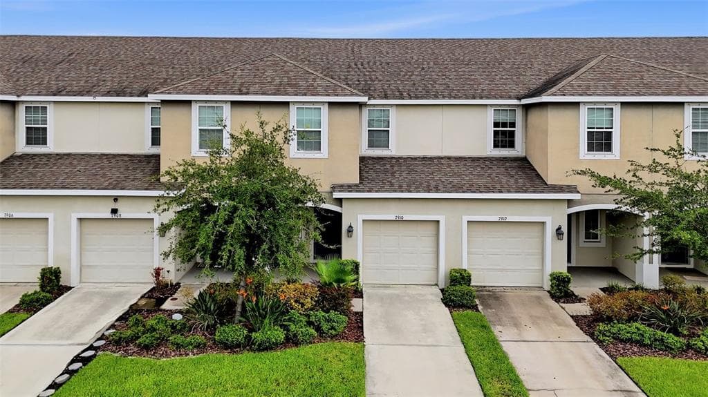 7910 EVERGREEN CREEK COURT RIVERVIEW, FL 33578