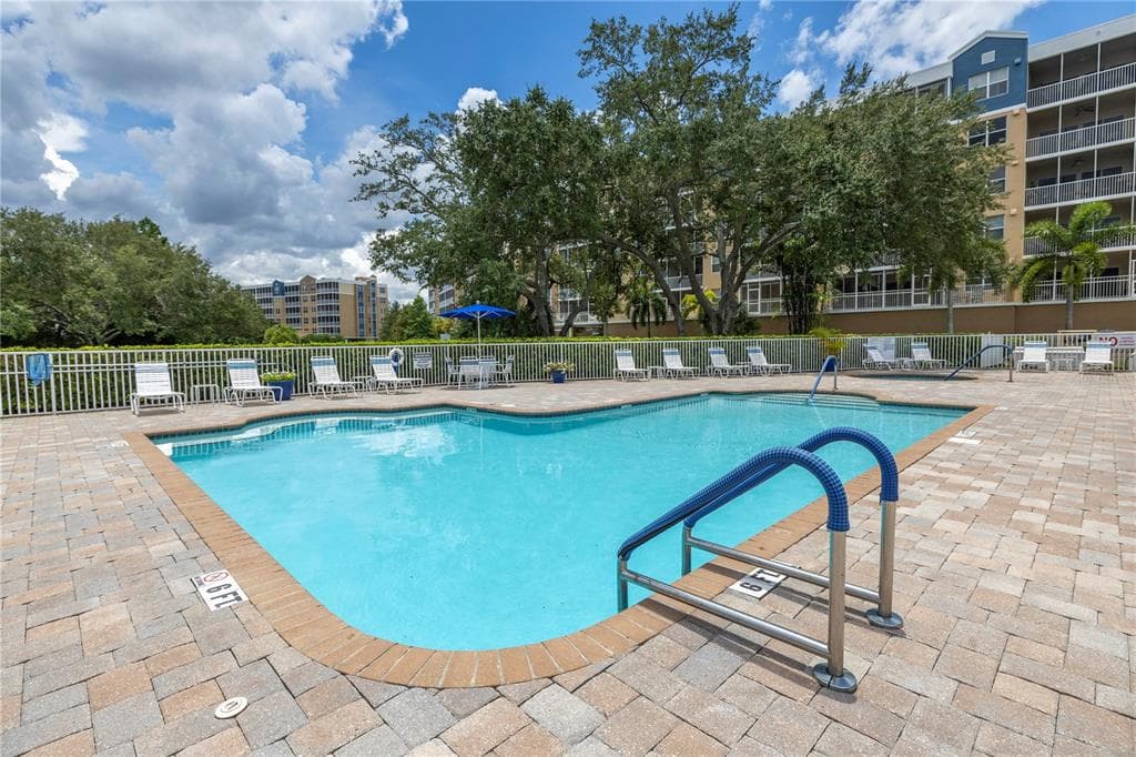 960 STARKEY ROAD UNIT 2202