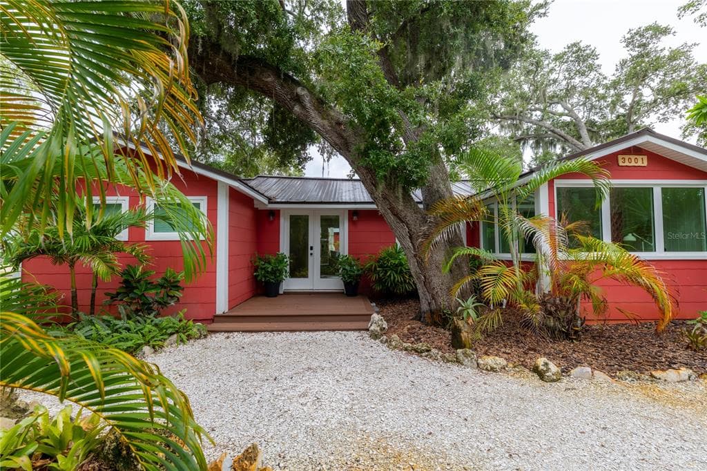 3001 51ST STREET S GULFPORT, FL 33707
