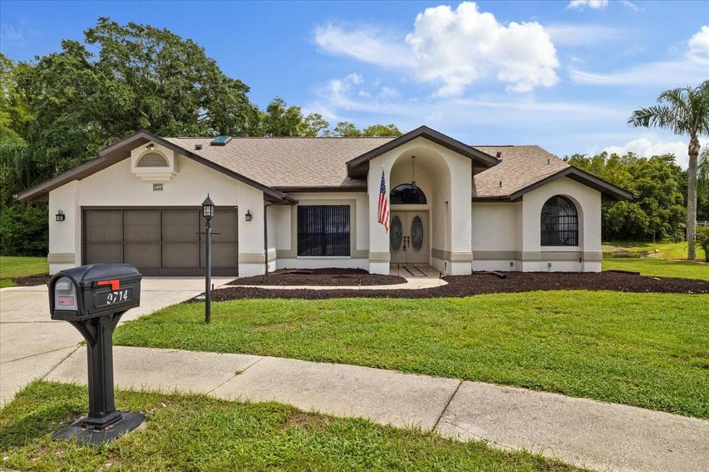 9714 EL SOL COURT NEW PORT RICHEY, FL 34655