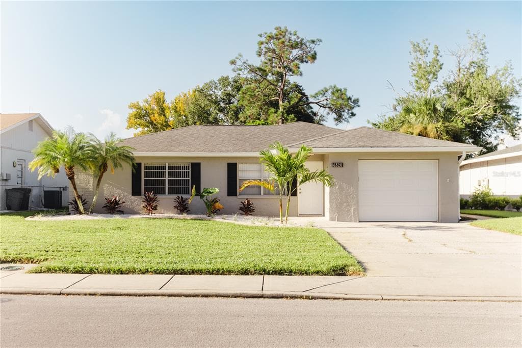6520 MEADOWBROOK LANE
