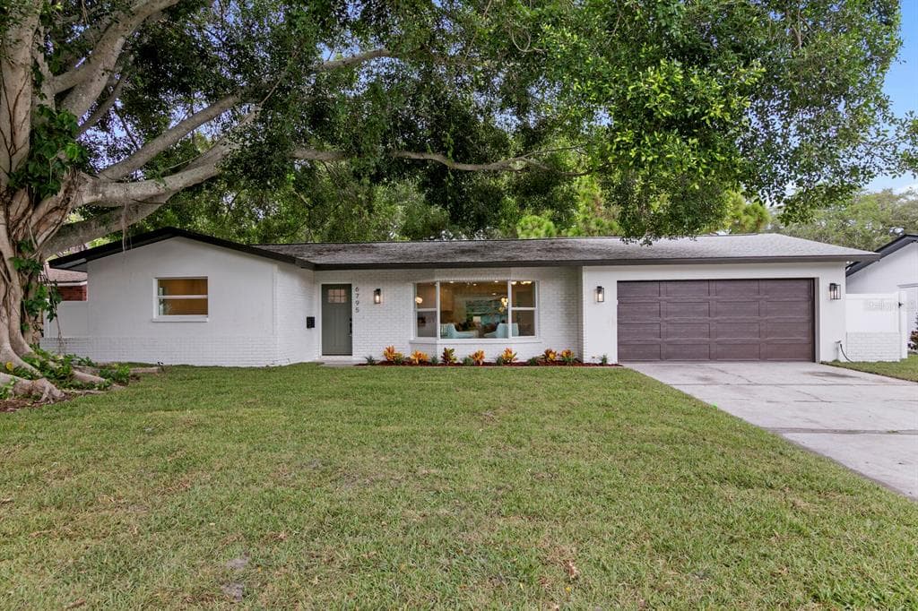 6795 14TH STREET S ST PETERSBURG, FL 33705