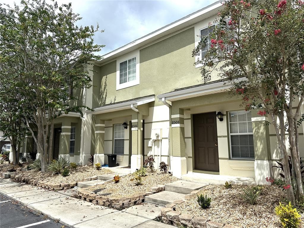 8508 BRUSHLEAF WAY TAMPA, FL 33647