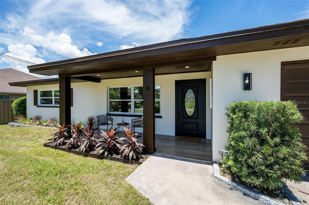 3042 KAPOK KOVE DRIVE CLEARWATER, FL 33759