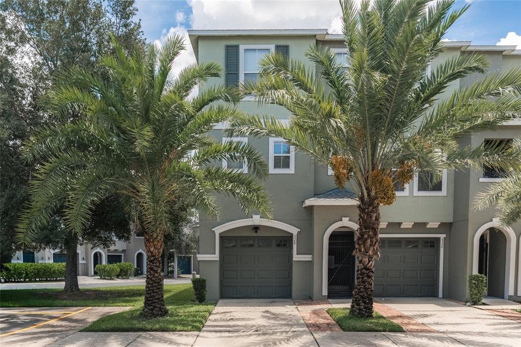 528 VINCINDA CREST WAY TAMPA, FL 33619
