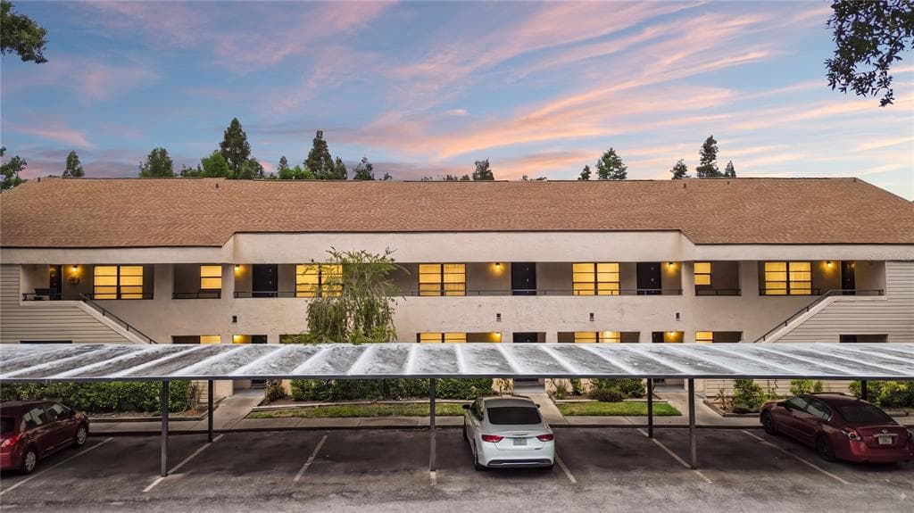 7828 NIAGARA AVENUE UNIT 322 TAMPA, FL 33617