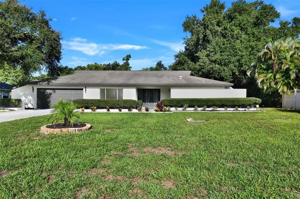 207 DUNBRIDGE DRIVE PALM HARBOR, FL 34684