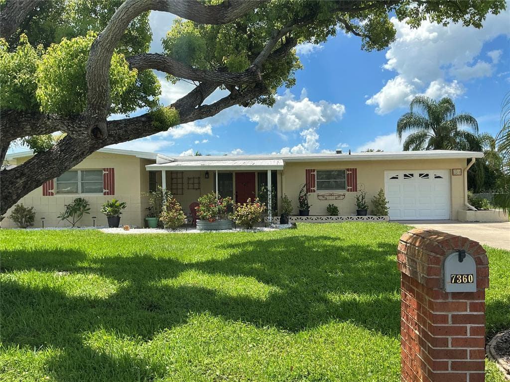7360 111TH STREET SEMINOLE, FL 33772