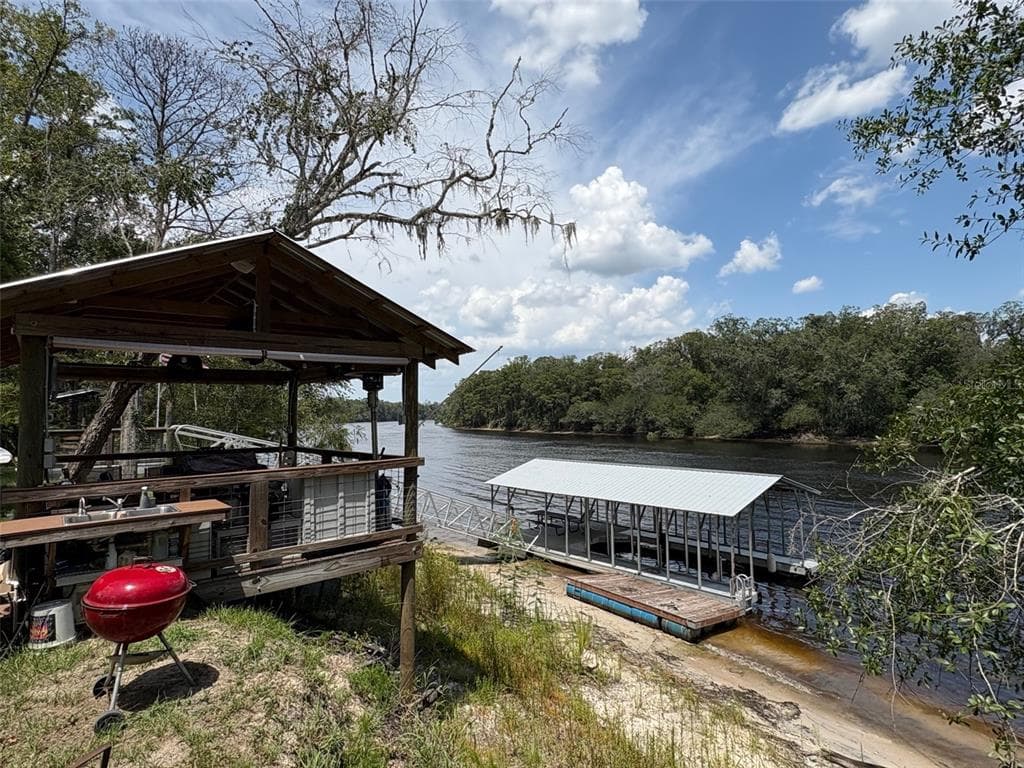 1551 NE 930TH STREET OLD TOWN, FL 32680