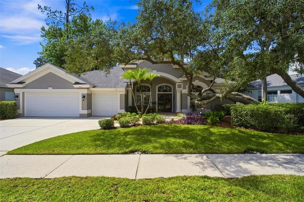 2862 DEER RUN TARPON SPRINGS, FL 34688
