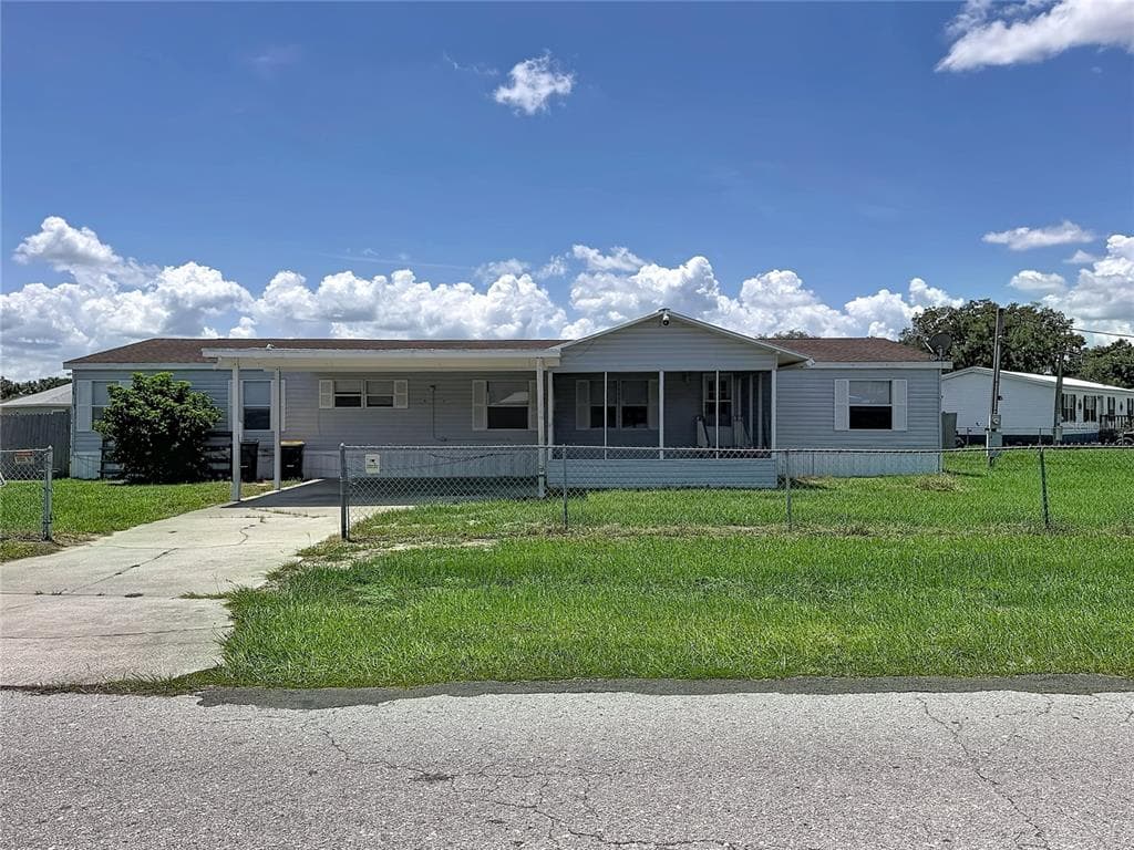 4300 MEADOW RIDGE AVENUE MULBERRY, FL 33860